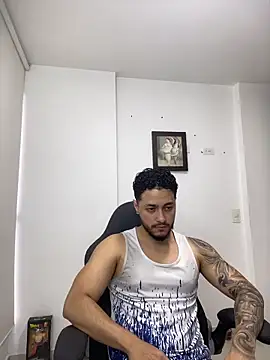 MattiaDupont online show from April 2026 09:43:01 PM