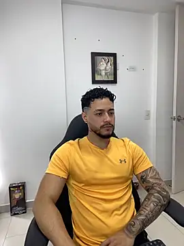 MattiaDupont online show from April 2026 08:11:01 PM