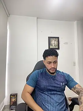 MattiaDupont online show from April 2026 09:33:02 PM