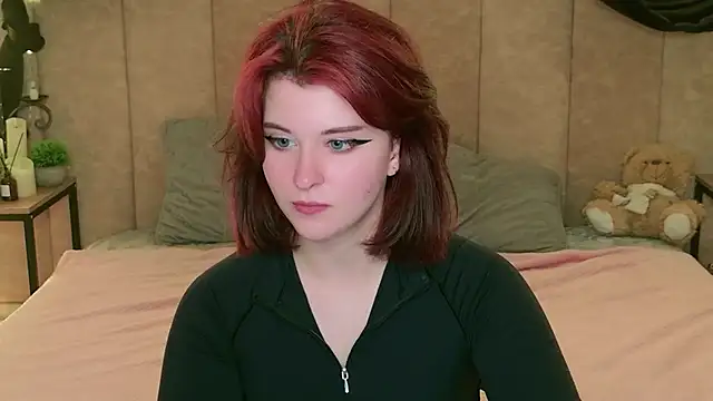 Snapshot of Milana_Bold chatting on June 2026 08:58:01 PM Milana Bold online show from June 2026 08:58:01 PM