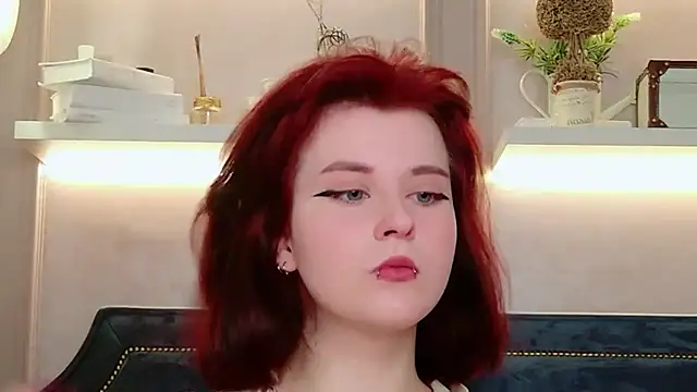 Milana Bold online show from May 2026 08:40:02 PM