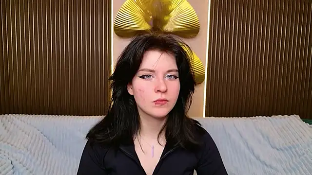 Milana Bold online show from February 2026 08:30:02 PM