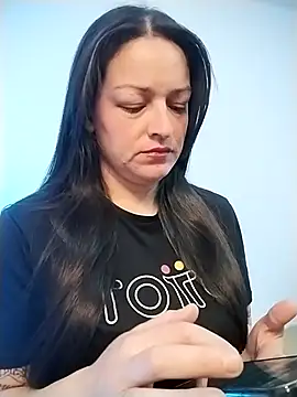 Ivanna Greey1 online show from February 2026 04:08:01 PM