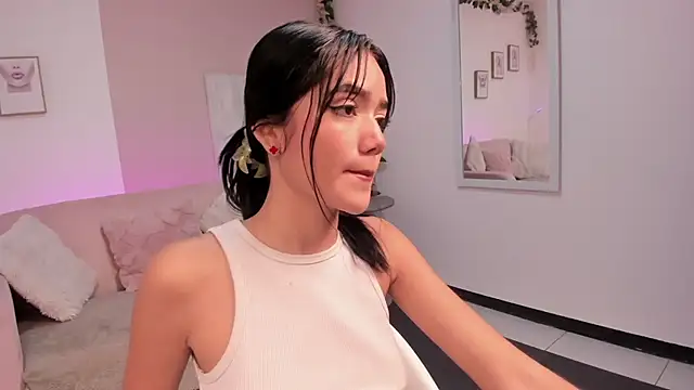 Snapshot of Mila_jenner chatting on February 2026 03:46:02 PM Mila jenner online show from February 2026 03:46:02 PM