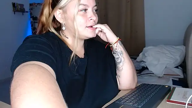 Angiegranados online show from April 2026 01:45:01 AM