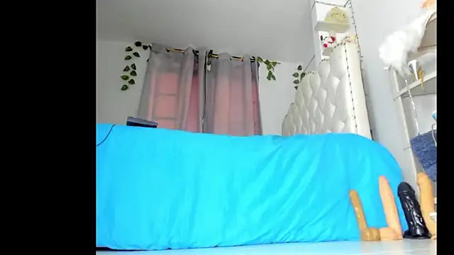 sweet supreme online show from April 2026 10:46:01 PM