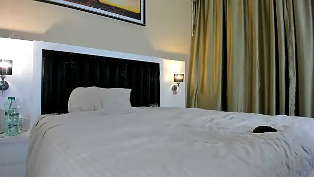 marrena a online show from February 2026 12:59:01 PM