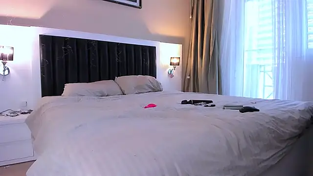 marrena a online show from February 2026 08:48:02 AM