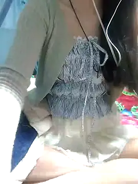 DoliceGirl2k online show from April 2026 10:27:01 PM