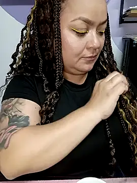 Snapshot of SweettSin chatting on February 2026 12:27:02 PM SweettSin online show from February 2026 12:27:02 PM