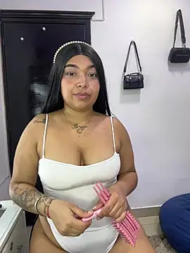 Snapshot of big_booty_girl chatting on February 2026 11:49:02 PM big booty girl online show from February 2026 11:49:02 PM