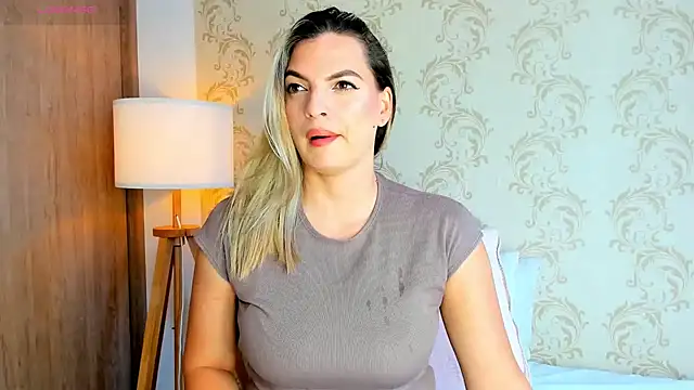 Snapshot of mahia_montenegro chatting on June 2026 08:29:02 PM mahia montenegro online show from June 2026 08:29:02 PM