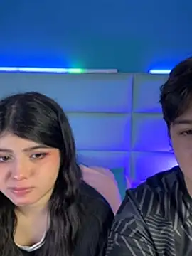 Snapshot of EmilyAndAndrew chatting on February 2026 03:28:01 AM EmilyAndAndrew online show from February 2026 03:28:01 AM