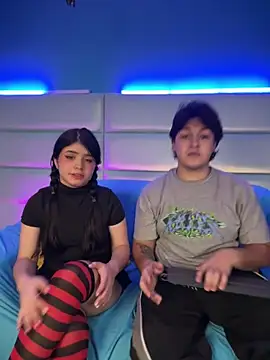 Snapshot of EmilyAndAndrew chatting on February 2026 03:49:01 AM EmilyAndAndrew online show from February 2026 03:49:01 AM