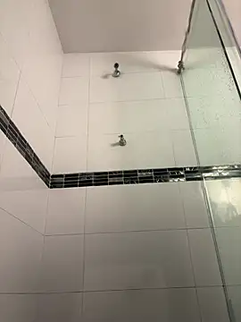 Snapshot of EmilyAndAndrew chatting on February 2026 06:26:01 AM EmilyAndAndrew online show from February 2026 06:26:01 AM