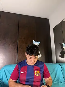 EmilyAndAndrew online show from March 2026 03:54:01 AM