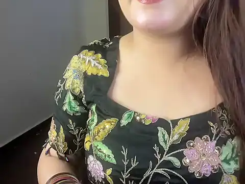 Hersheykaur online show from April 2026 11:55:01 PM