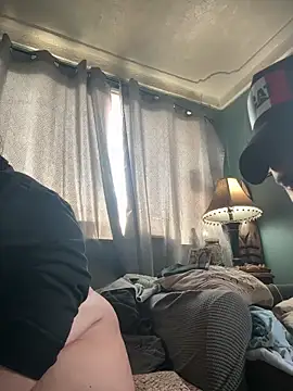 kayleighgirl online show from April 2026 12:12:02 PM