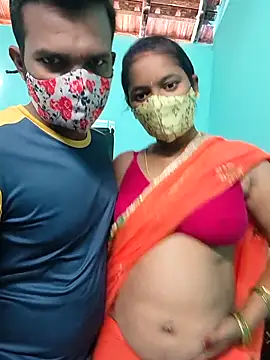 Snapshot of Tamilkannadacouple chatting on February 2026 05:18:02 AM Tamilkannadacouple online show from February 2026 05:18:02 AM