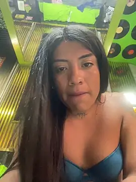 tranycamii online show from February 2026 05:09:02 PM