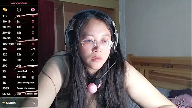 vivi523 online show from April 2026 02:20:02 PM