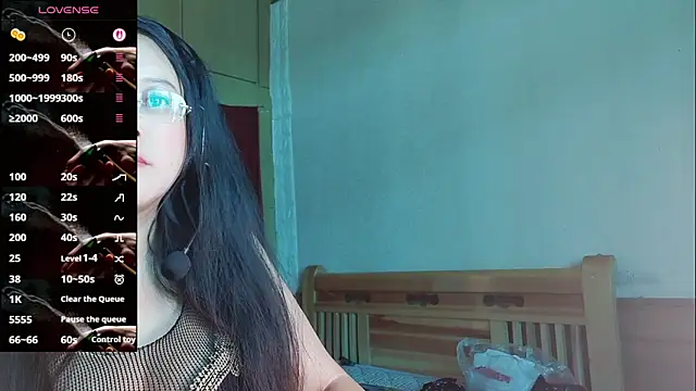 vivi523 online show from April 2026 02:57:01 AM