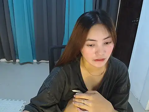 babydenxx69 online show from March 2026 06:25:02 PM