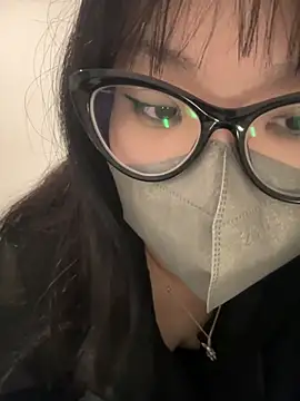 HaleyKin online show from April 2026 06:24:01 PM