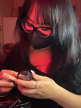 HaleyKin online show from March 2026 03:00:01 PM