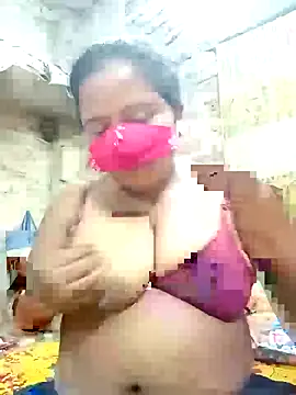 Snapshot of Puja_9999 chatting on July 2026 05:41:01 PM Puja 9999 online show from July 2026 05:41:01 PM