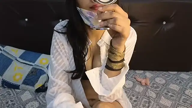 KavyaCurves online show from April 2026 05:36:02 AM