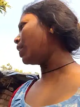 Sweet-runi online show from February 2026 03:38:02 AM