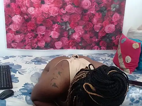 Queenteex6992 online show from February 2026 07:16:02 AM