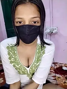 Naina-hott online show from February 2026 01:22:02 PM