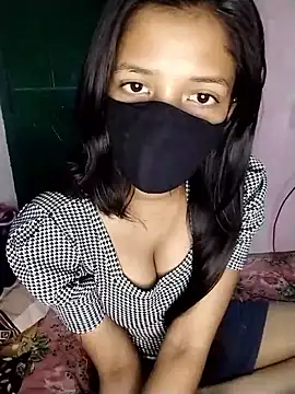 Naina-hott online show from February 2026 06:31:01 PM