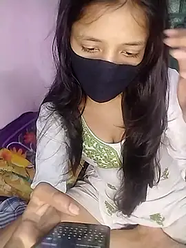 Naina-hott online show from April 2026 03:04:01 PM