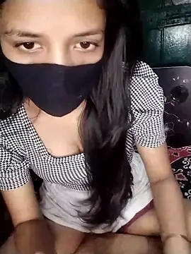 Naina-hott online show from March 2026 06:58:01 PM