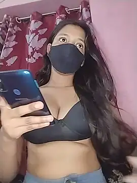 Snapshot of Naina-hott chatting on July 2026 07:57:02 PM Naina-hott online show from July 2026 07:57:02 PM