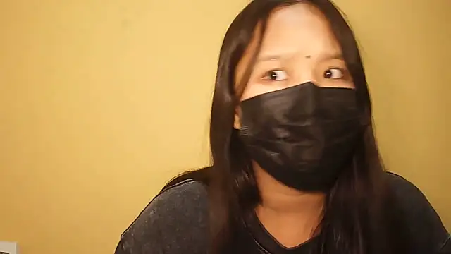 PRENCY CUTE online show from April 2026 02:18:02 PM