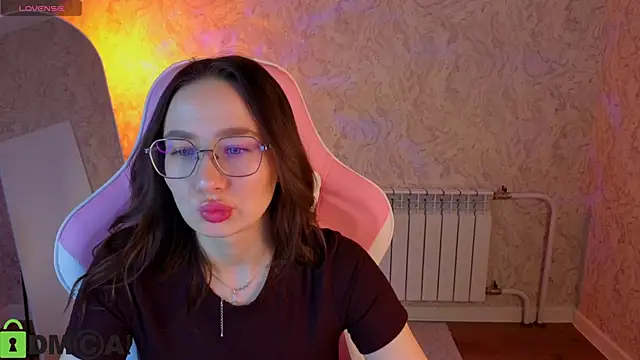  Kiki angel  online show from February 2026 03:52:01 AM