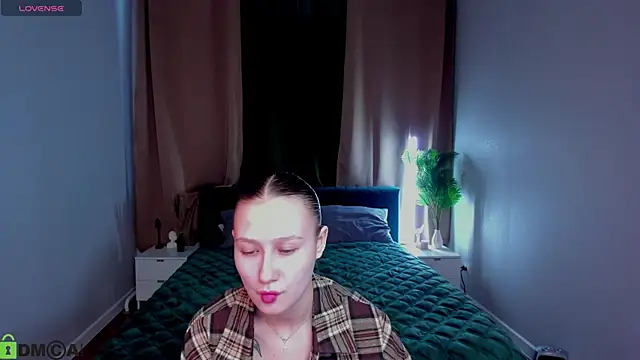  Kiki angel  online show from April 2026 01:31:02 AM