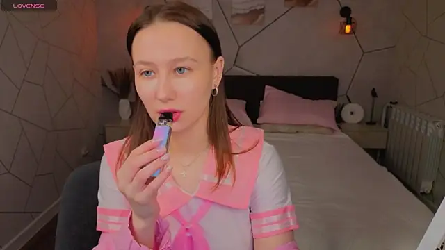  Kiki angel  online show from April 2026 01:21:01 AM