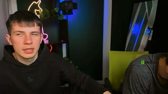 emil lucky online show from April 2026 06:58:01 PM