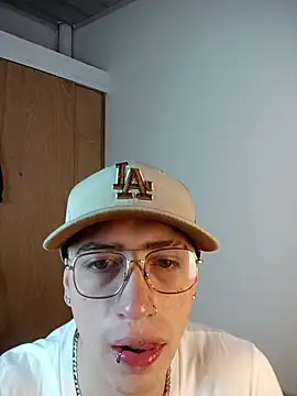 Emmanuel Lust online show from February 2026 12:18:01 PM