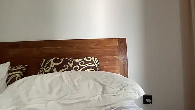 LoveeeeSabrina online show from March 2026 12:30:01 AM