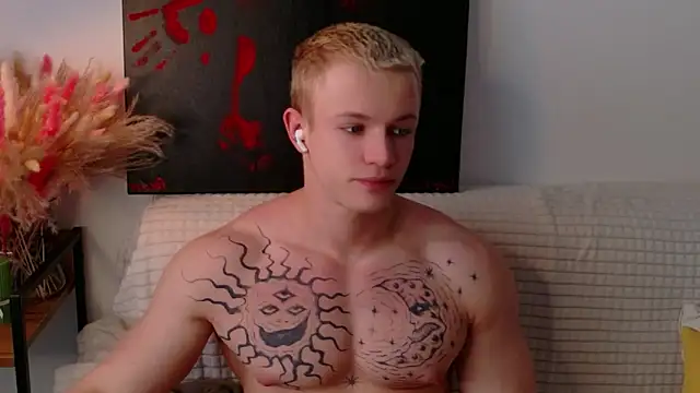 SterlingNoir online show from February 2026 09:19:01 AM