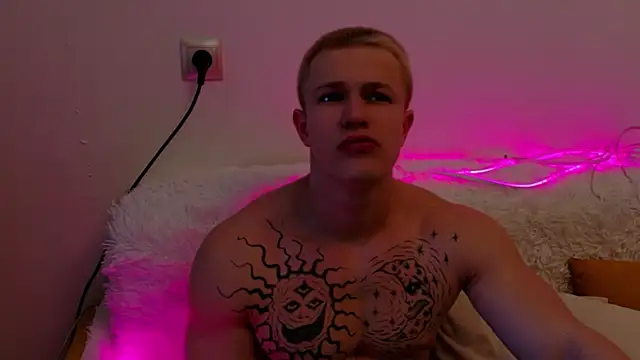 SterlingNoir online show from February 2026 01:29:01 PM