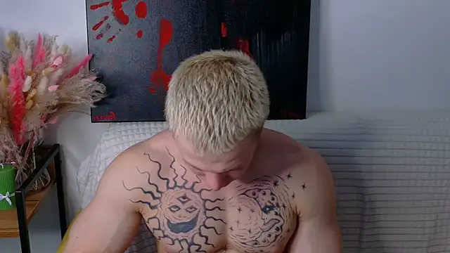 SterlingNoir online show from February 2026 10:34:02 AM