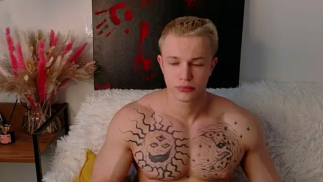 SterlingNoir online show from February 2026 10:04:01 AM