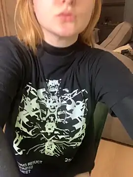 MargoPinky1 online show from June 2026 07:24:01 PM